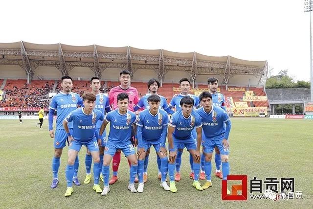 老鹰主场对阵黑豹，欲结束连败迎接新四分卫